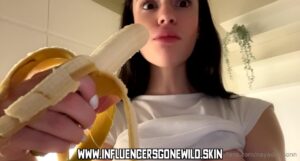 Naya Dickson Bulgarian Showing Tits Teasing Female Horny