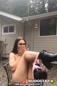 Anna Curvy Curvy Body Babe Caucasian Female Content Creator
