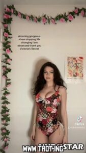 Jibbbbbbbby Beautiful Babe Influencer Instagrammer