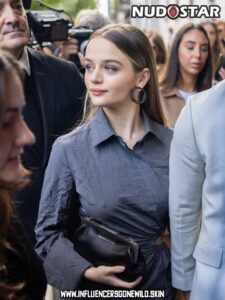 Joey King Leaks American Tweeter Brown Hair Instagrammer