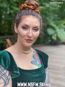Elle Panda Content Creator Bisexual Leaks American