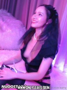 Chloe Wang Leaks Small Ass Straight Green Eyes
